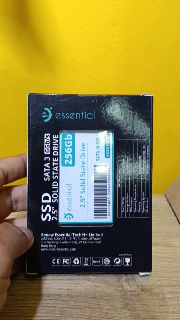 SSD de 256GB de 2.5 pulgadas SATA.